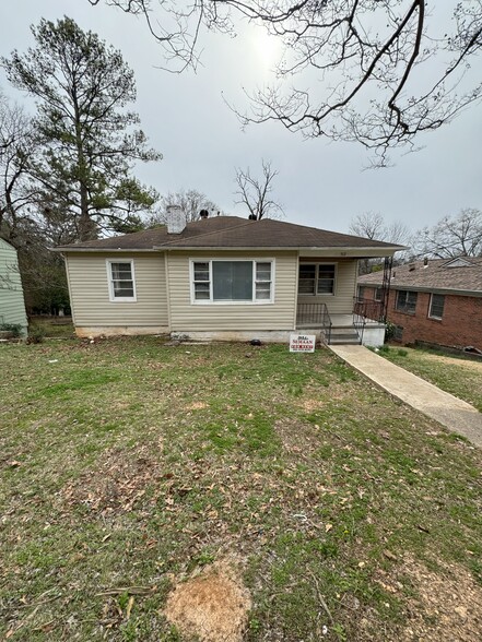 Primary Photo - 512 84th St S