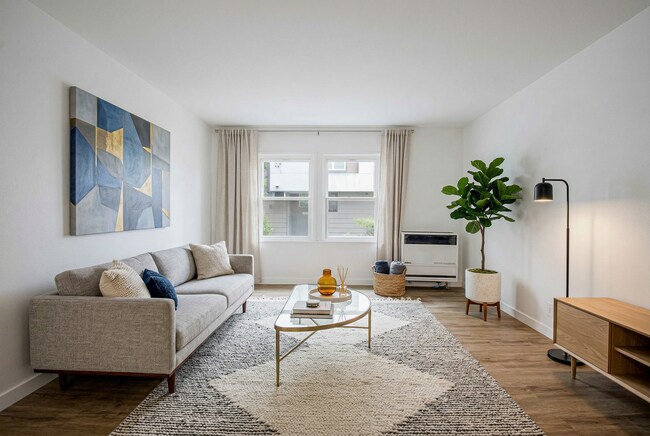 Building Photo - 8748.5 Belford Ave