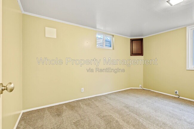Building Photo - 2727 S Steele St