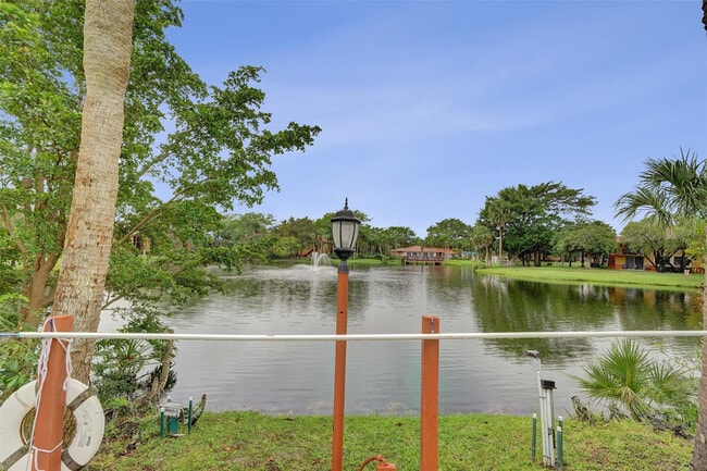 Building Photo - 10733 Cleary Blvd