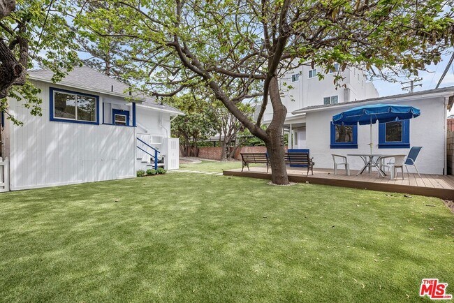 Building Photo - 2650 2nd St