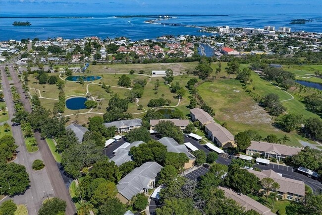 Building Photo - 2152 Gulf View Blvd