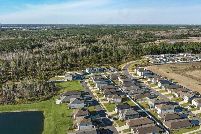 Building Photo - Beautiful Home