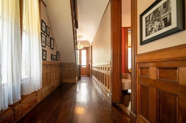 Building Photo - 2113 Avenue H