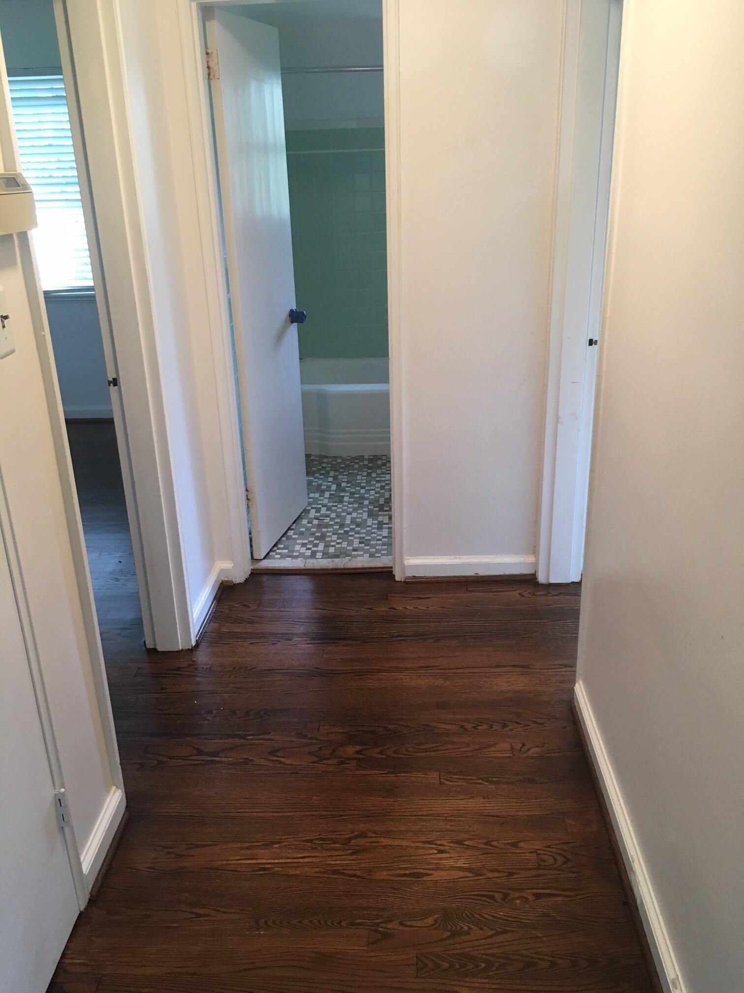 Hallway to bath - 136 N Brookside Dr