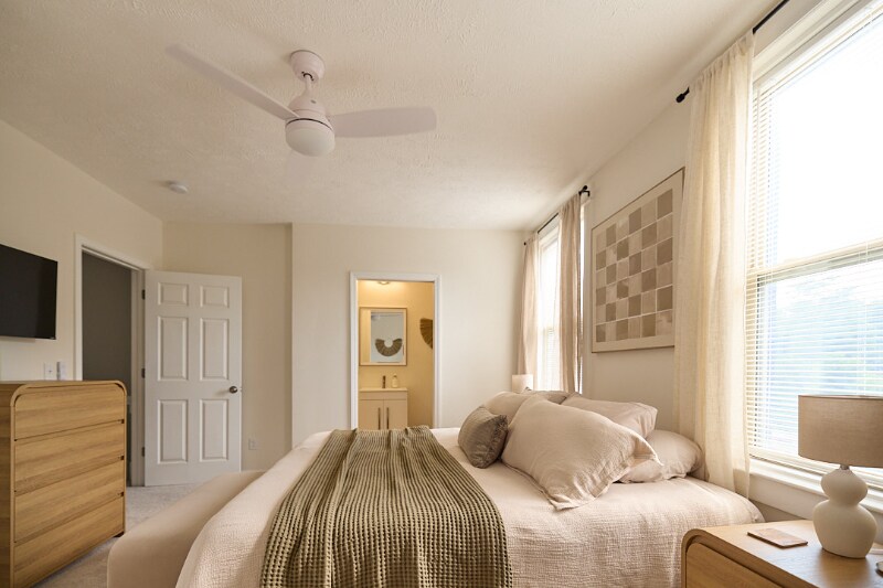 Building Photo - 2429 S 16th St