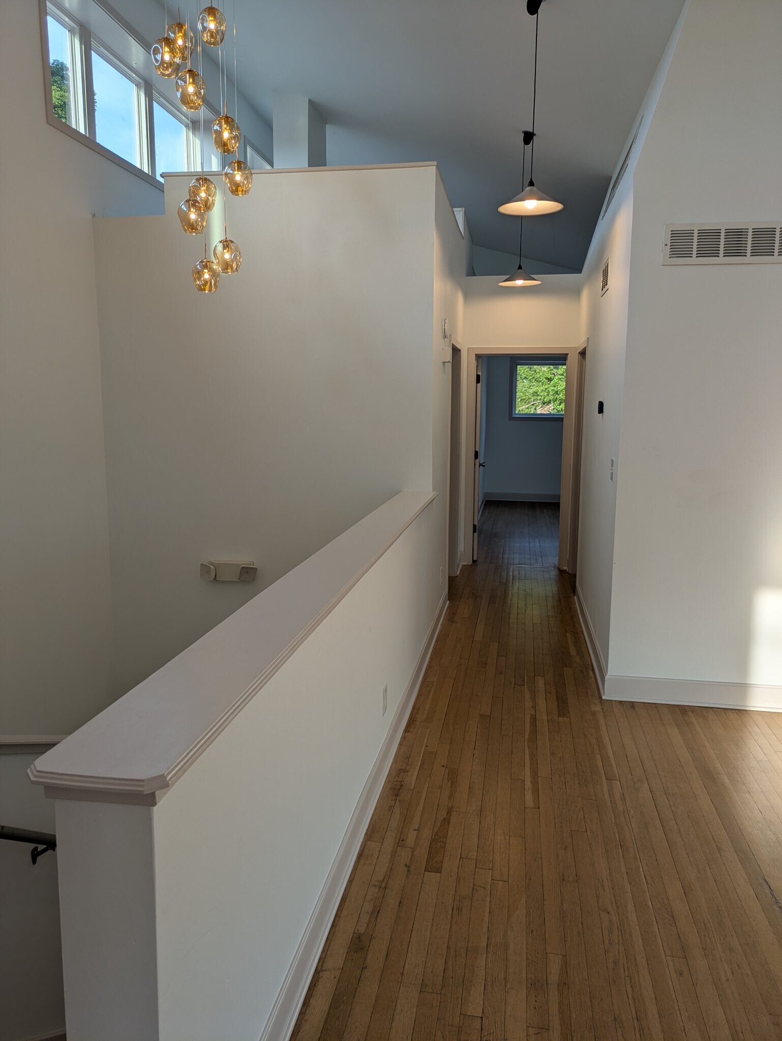 Building Photo - 3258 Gillham Rd