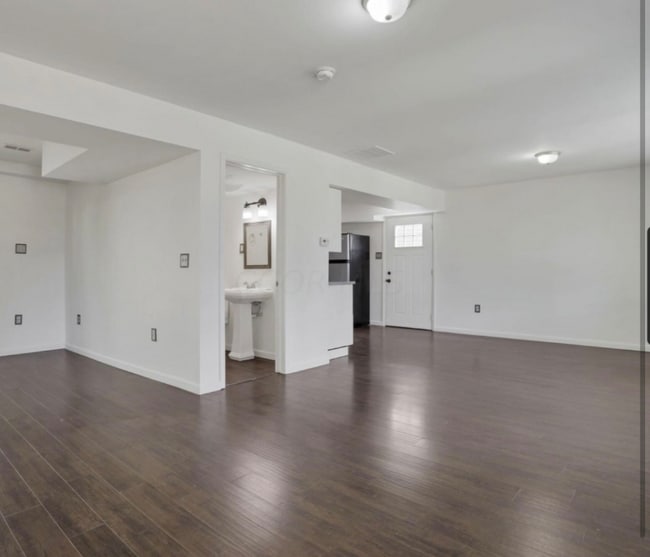 Building Photo - 2040 Margaret Ave