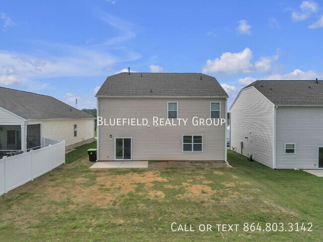 Building Photo - 1313 Chamomile Ct