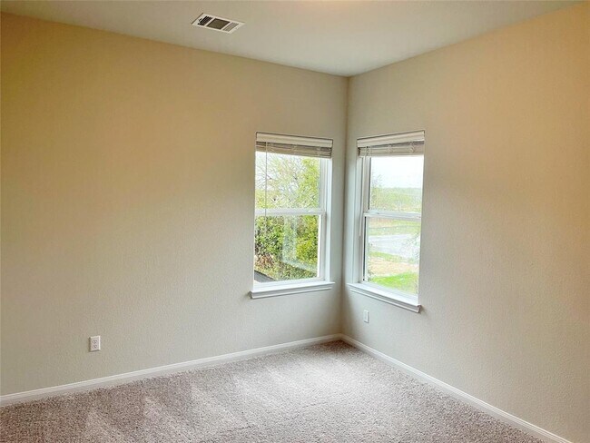 Building Photo - 240 Revere Dr