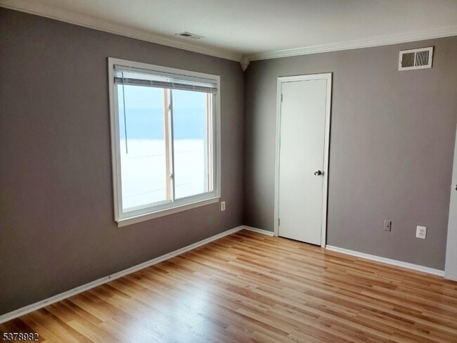 Building Photo - 15286 Aspen Ct