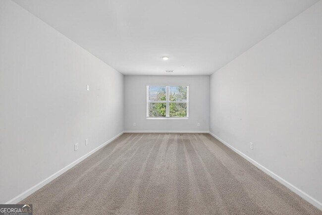 Building Photo - 7566 Jennadee Dr