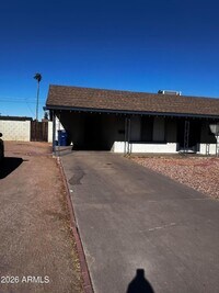 Building Photo - 224 E Hermosa Dr