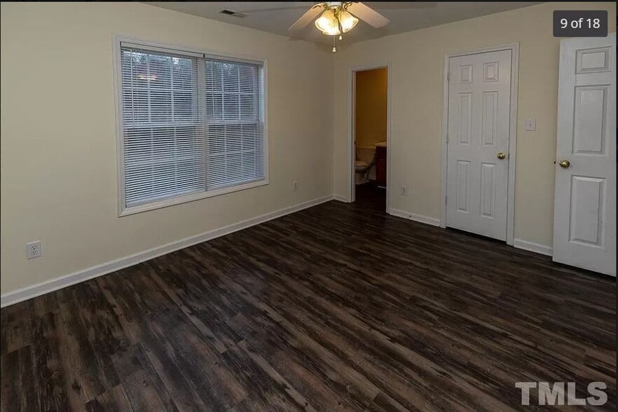 Building Photo - 2128 Walnut Bluffs Ln