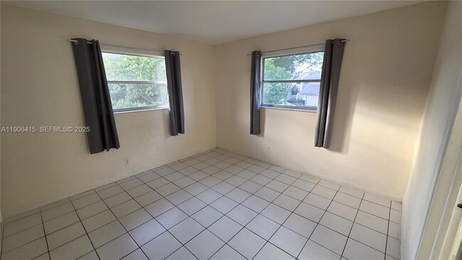 Building Photo - 8704 NW 35th St