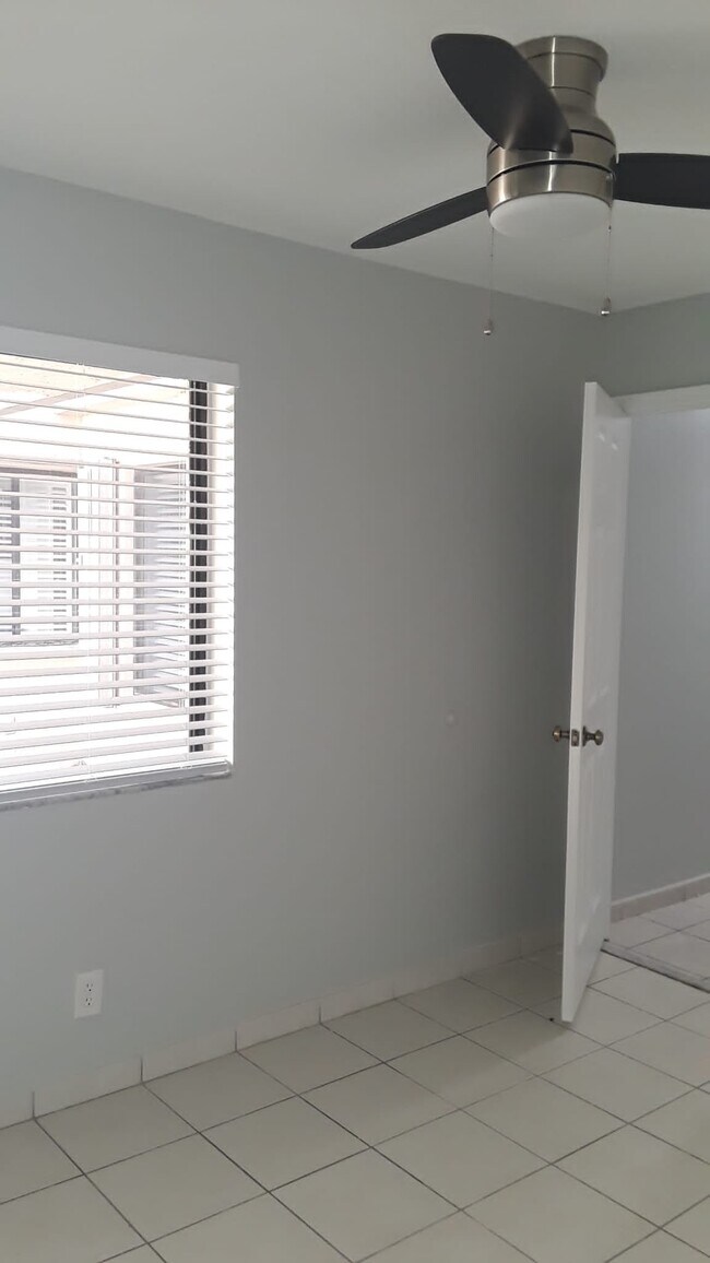 Front Bedroom - 16808 Patio Village Ln