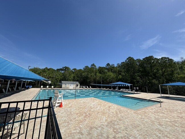 Building Photo - 12356 Berkeley Square Dr