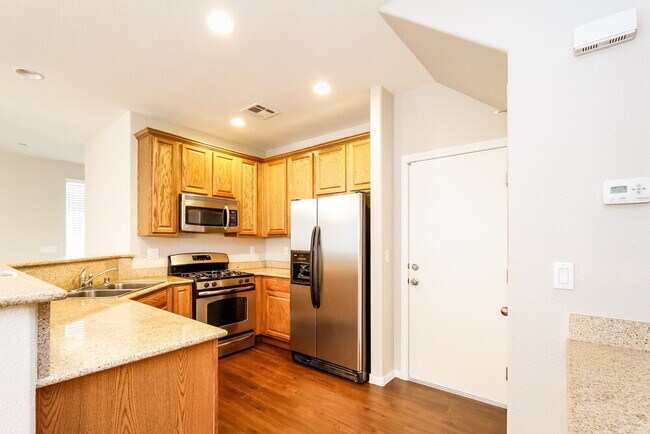Building Photo - 6204 Bradford Island Ct
