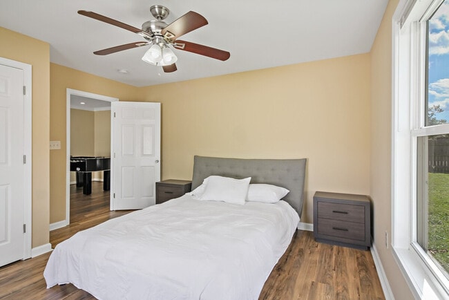 Building Photo - 7103 Highland St