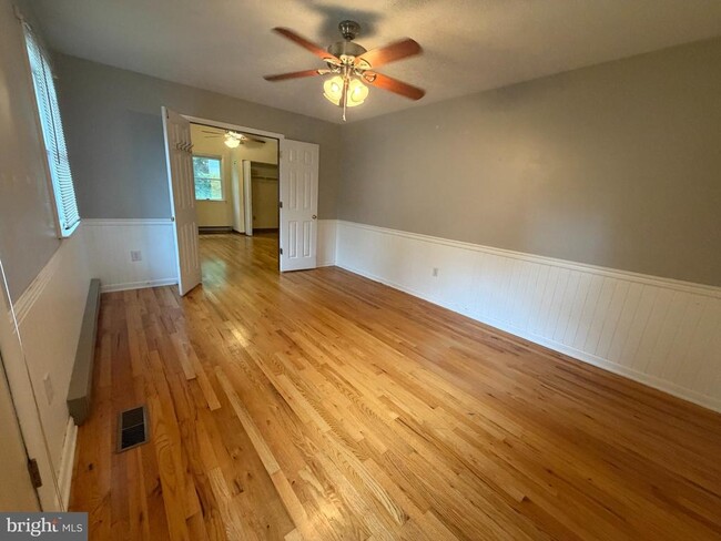 Building Photo - 23 Montague Cir
