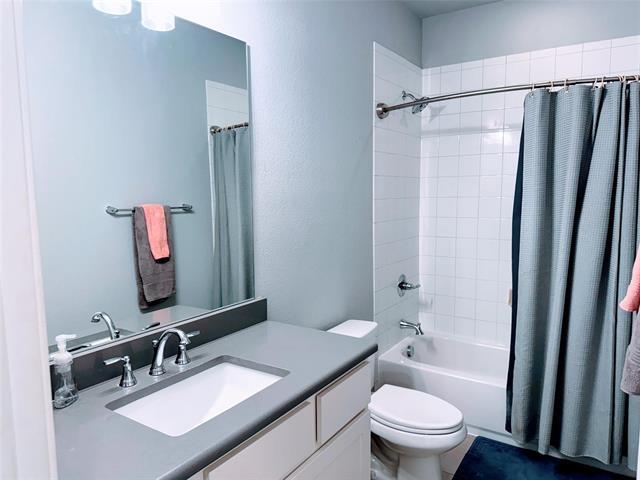 Building Photo - 639 Point Vista Dr