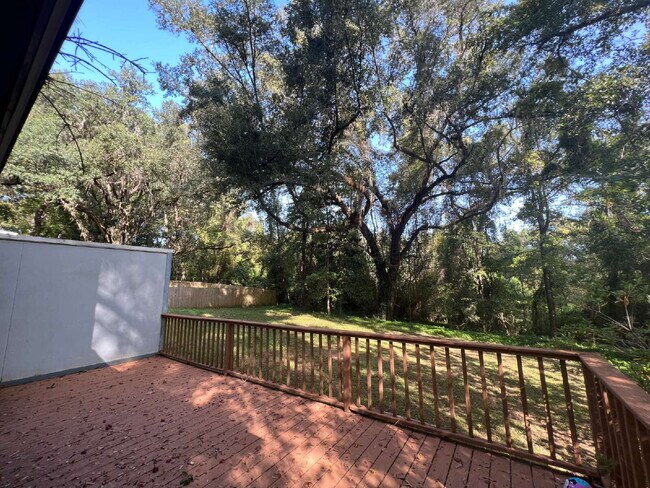 Building Photo - Large 2BD/ 2BTH with loft-Great Location