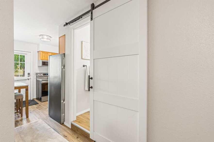 Building Photo - 1503 Fairview Ave