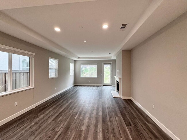 Building Photo - Newly Built Antioch Home For Rent