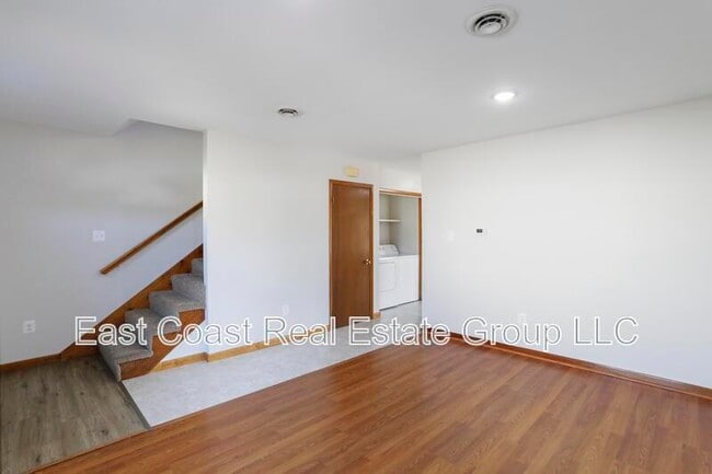 Building Photo - 4 Fleming Dr