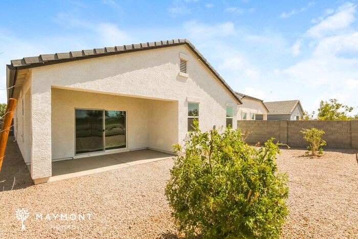 Building Photo - 24411 W Pueblo Ave
