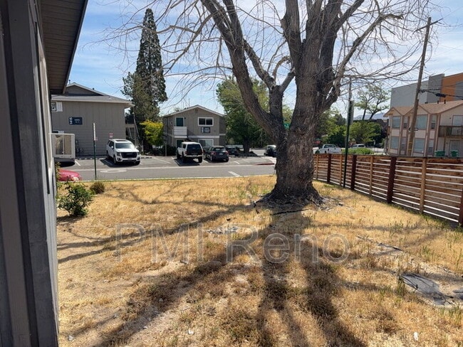 Building Photo - 1405 Terrace Dr