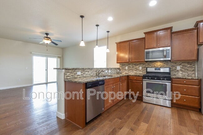 Building Photo - 1334 14th Ave