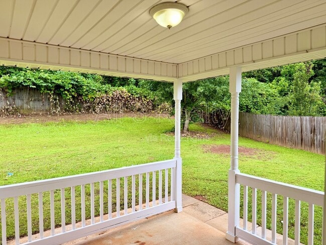 Building Photo - 545 Plantation Cove