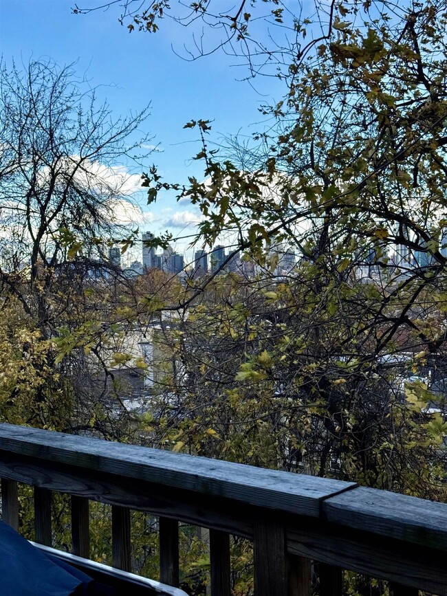 Building Photo - 724 Ocean Ave