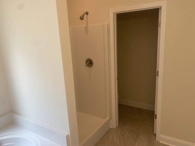 Building Photo - 3244 Spiral Ln