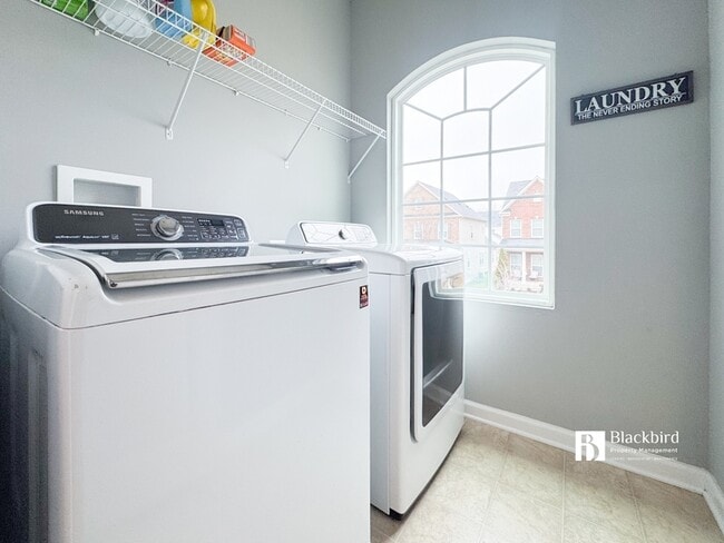 Building Photo - 13719 Port Commerce Ct