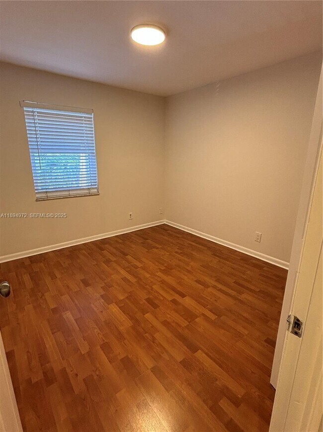 Building Photo - 3328 Quail Close