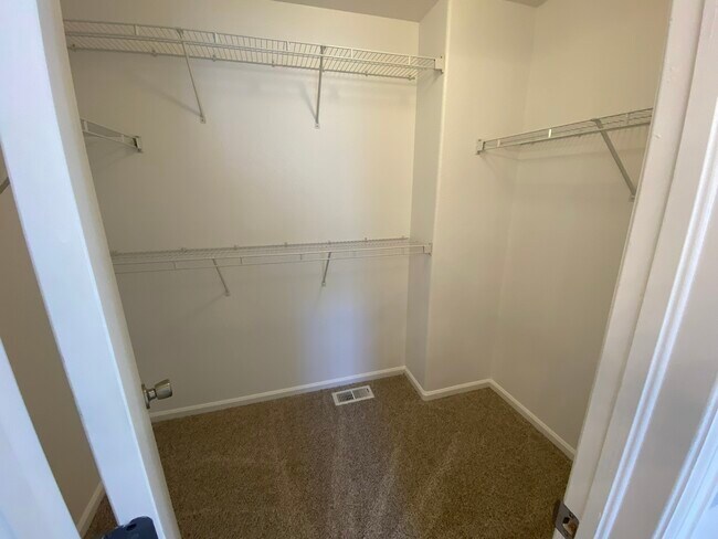 Building Photo - 6246 Calico Patch Heights