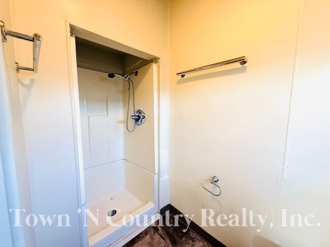 Building Photo - 508 West St