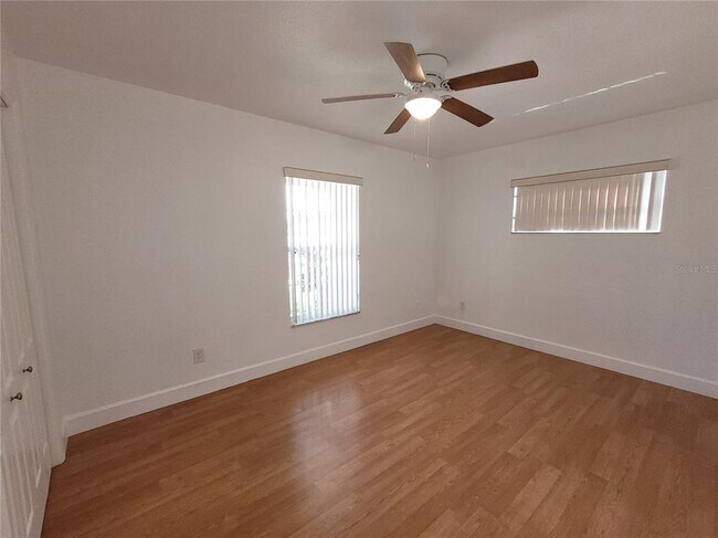 Building Photo - 10 Winding Ridge Rd