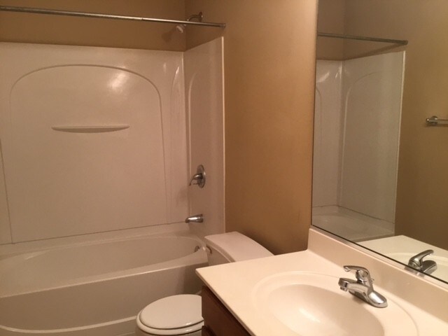 Building Photo - 3626 Sunset Hollow Dr