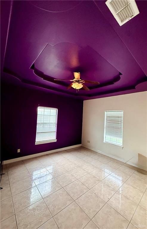 Building Photo - 18 Marble St