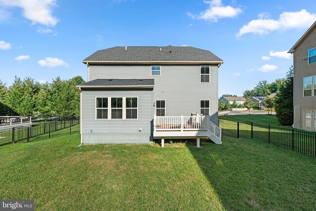 Building Photo - 2419 Vly Vw Wy