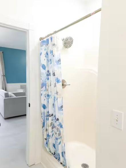 second shower - 4683 Wild Iris Dr