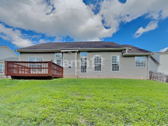 Building Photo - 6862 Babbling Brook Ln