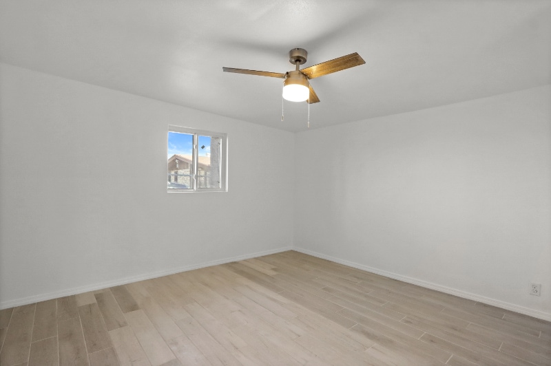 Building Photo - 9316 San Lorenzo Ave