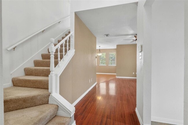 Building Photo - 13003 S Madrone Trail