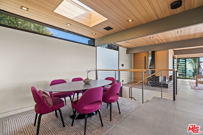 Building Photo - 5671 Spreading Oak Dr