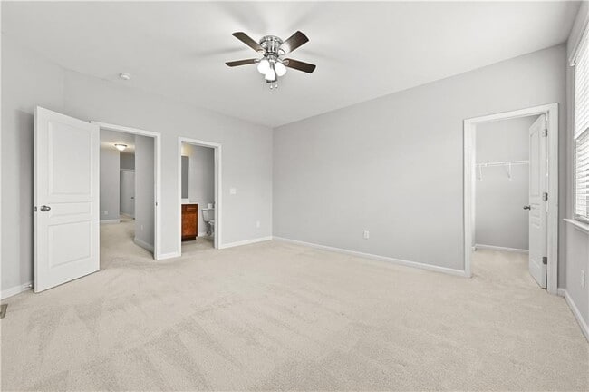 Building Photo - 9965 Cameron Parc Cir