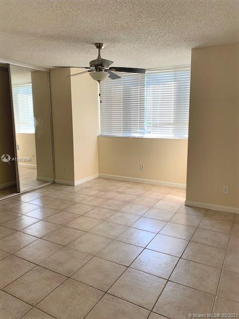 Building Photo - 5130 Elmhurst Rd